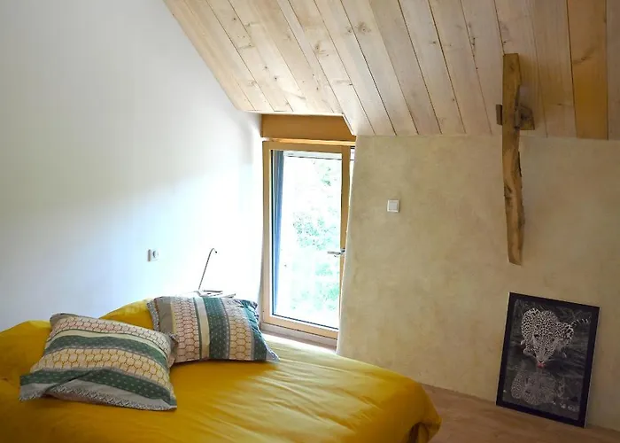 Les Chambres Aux Loups En Broceliande